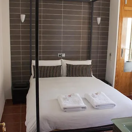 Casa Don Juan Hotel *